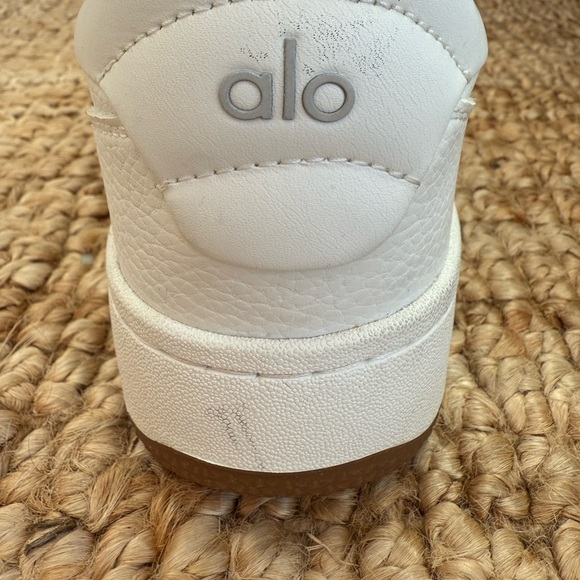 ALO Yoga Recovery Mode Sneaker - Picture 9 of 15